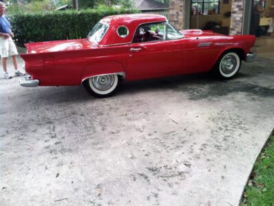 1957 Ford Thunderbird