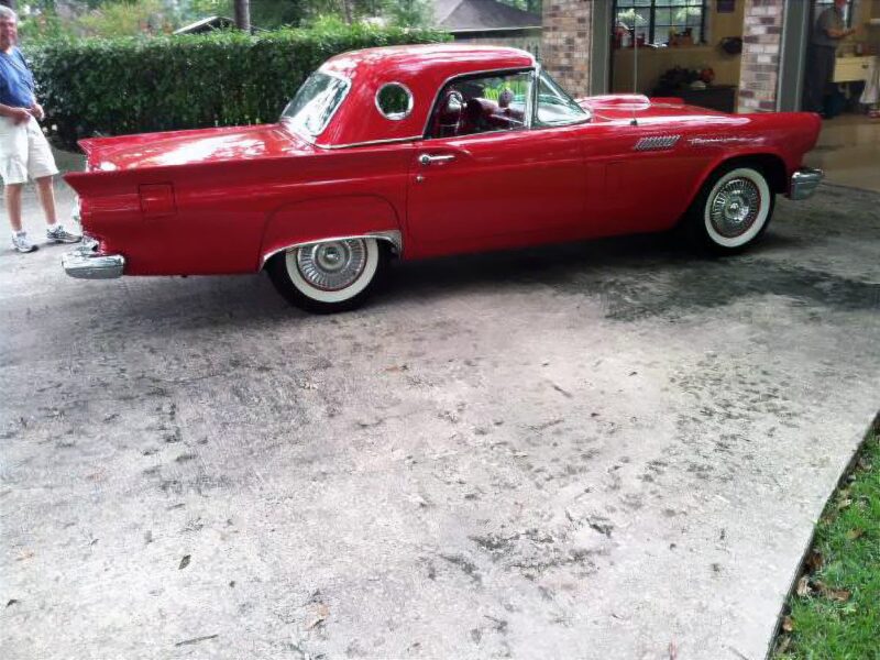 1957 Ford Thunderbird