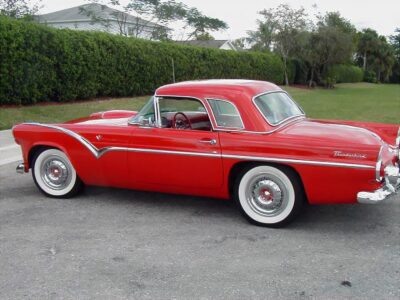 1955 Ford Thunderbird
